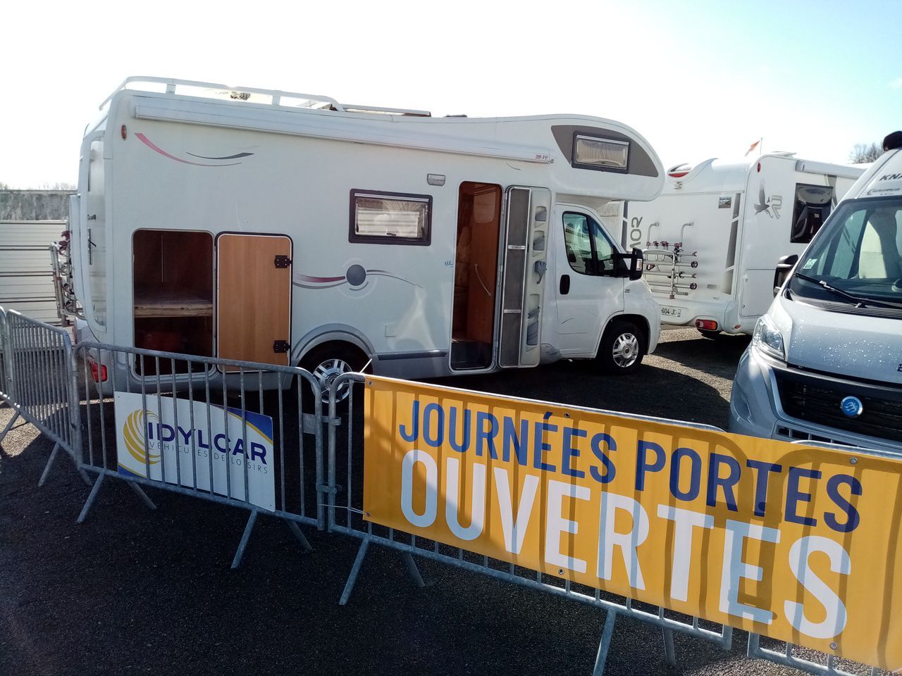 Camping-car CHALLENGER MAGEO 154 * 6 PLACES.